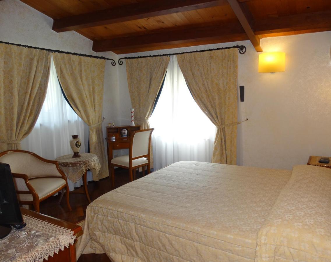 Hotel San Giuseppe Gerace Buitenkant foto