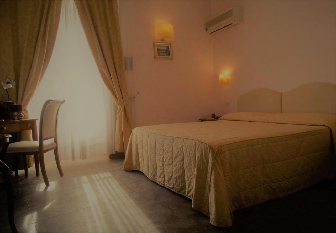 Hotel San Giuseppe Gerace Kamer foto